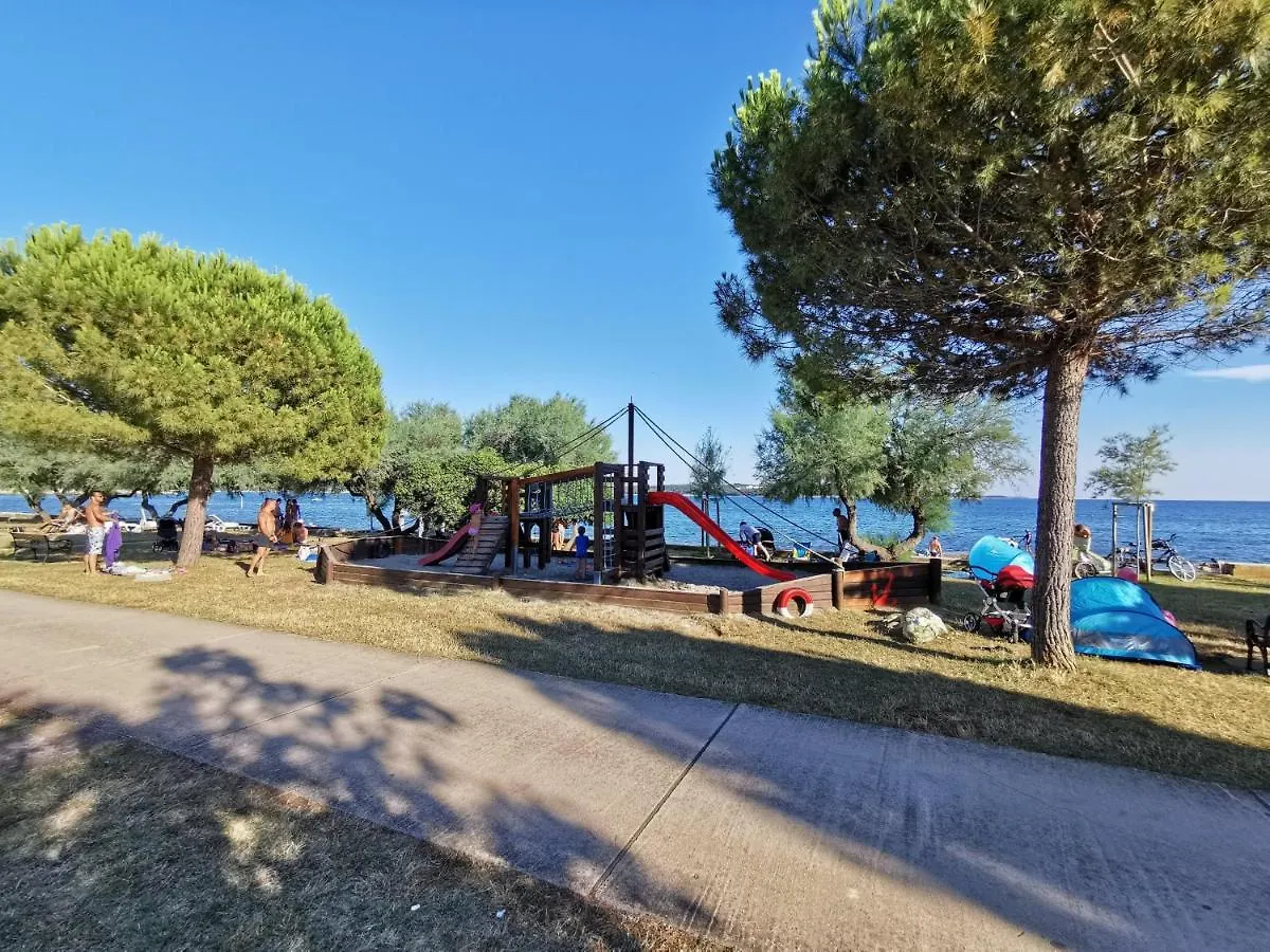 Bed and Breakfast Ivan B&B, 5 Star Superior Room, Near The See And Park Novigrad Istria