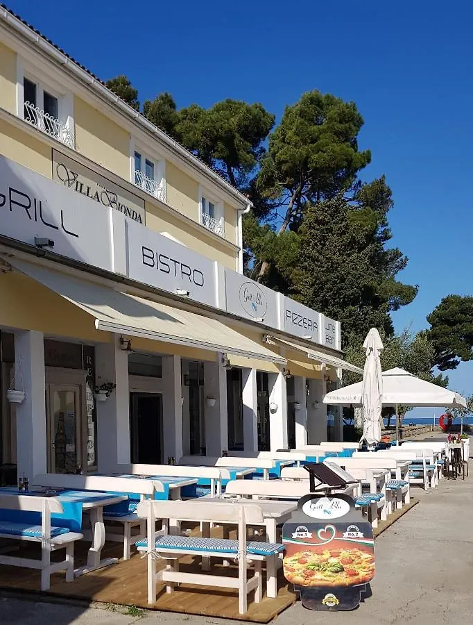 Ivan B&B, 5 Star Superior Room, Near The See And Park Novigrad Istria Frühstückspension